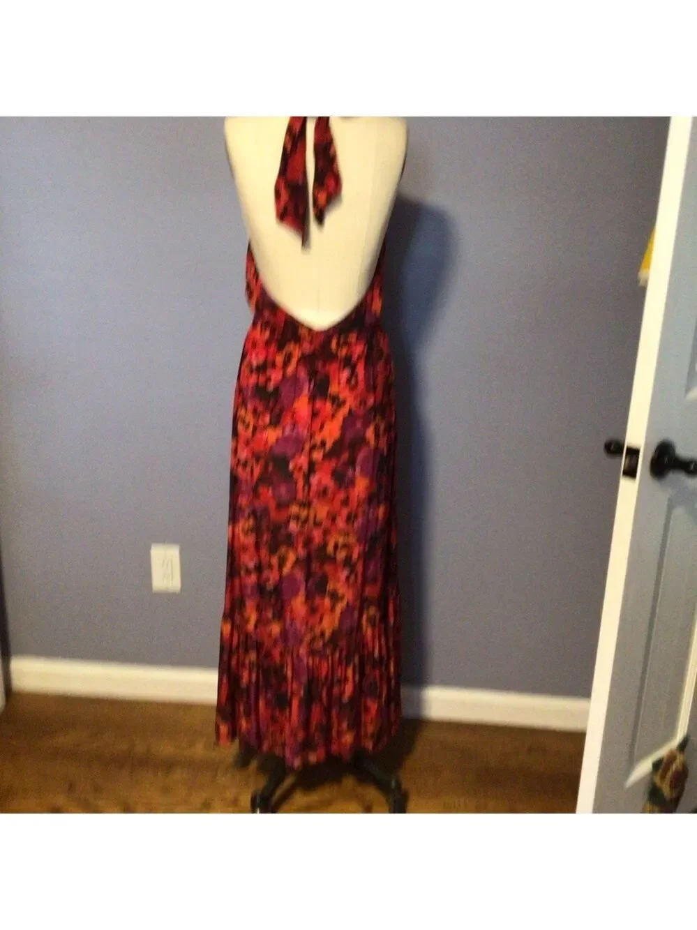 SAYLOR Audie Dress Sz M Red Black Pink Floral Midi - Picture 6 of 9